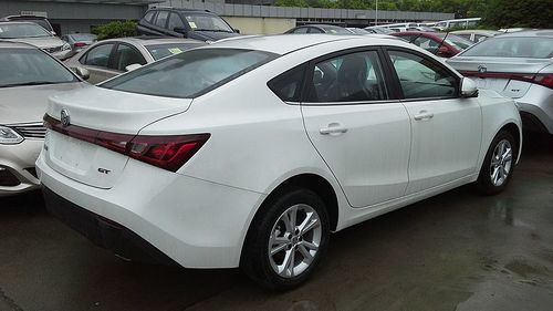 MG GT 0002 China 2015-04-20.jpg